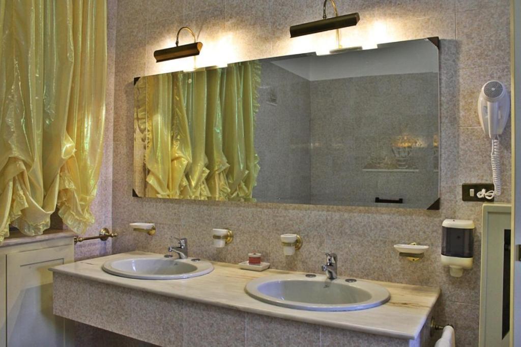 Hotel Ristorante La Torretta 2*